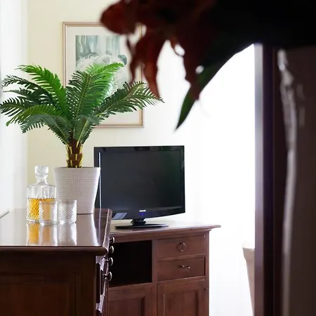 Omar's House アパート