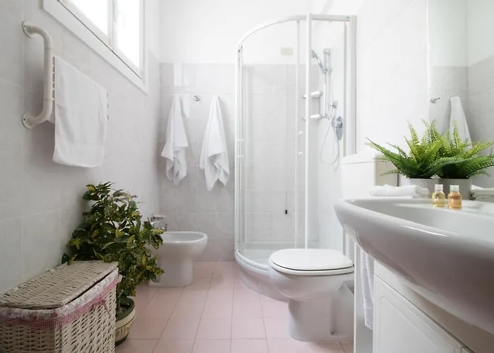 Omar's House Apartment *