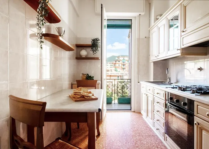 Omar's House * Rapallo